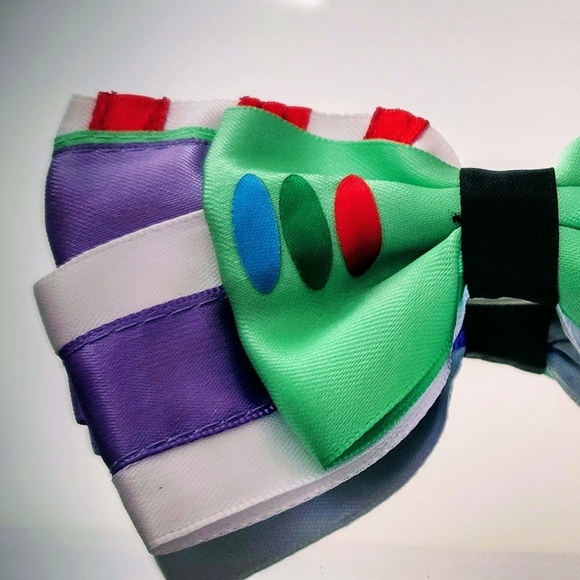 ✨ Disney Inspired Buzz Lightyear Hair Bow ✨ - Picture 2 of 2